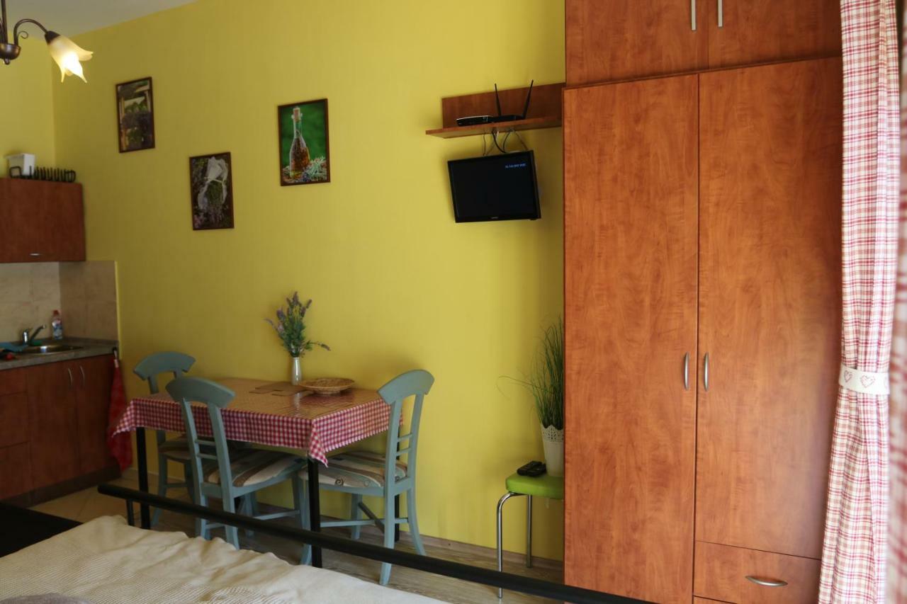 Apartmán Beta Podhájska Exterior foto